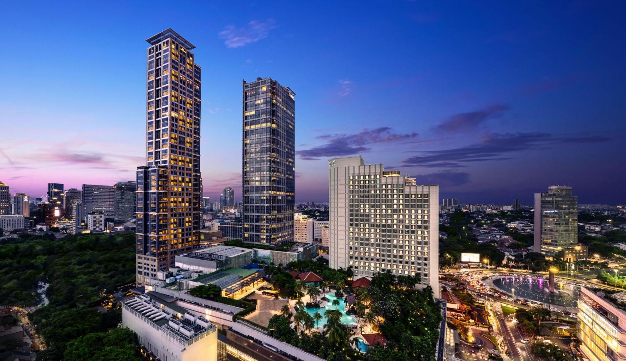 Keraton At The Plaza, Part Of The Unbound Collection By Hyatt Hotel จาการ์ตา ภายนอก รูปภาพ